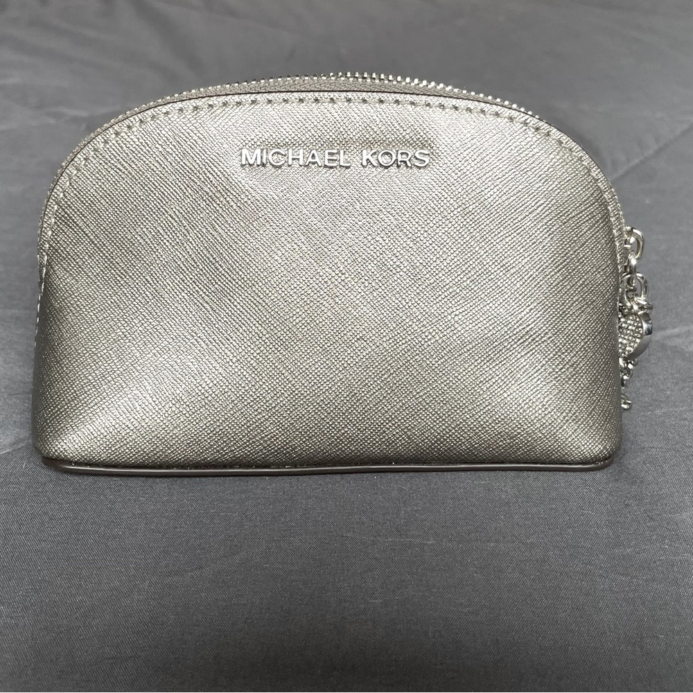 Micheal Kors makeup pouch